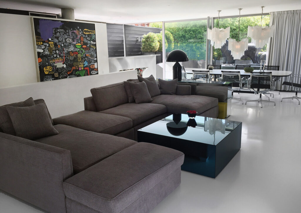 Holborn penthouse refurbishment by Garrity