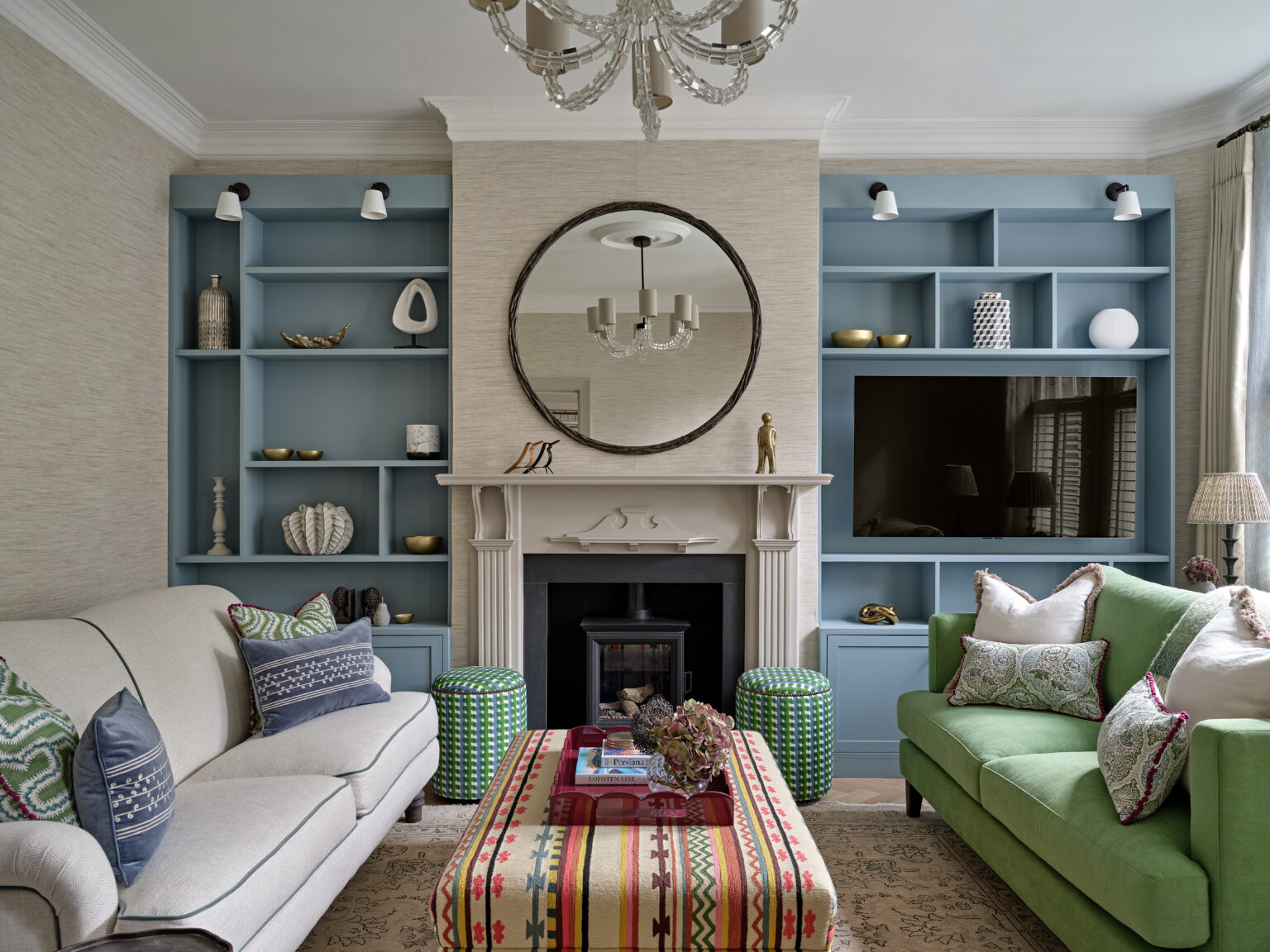 Glasslyn Road: period interior with contemporary colour