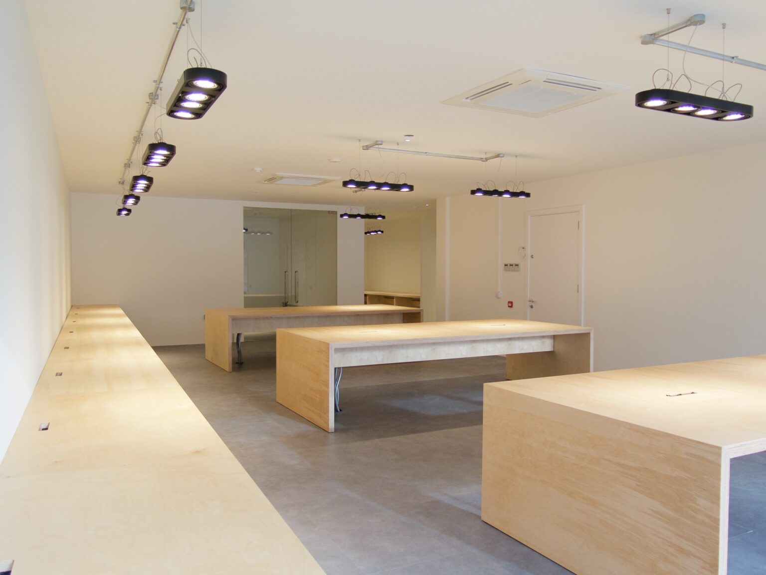 Holywell Lane office fit-out in Shoreditch by Garrity